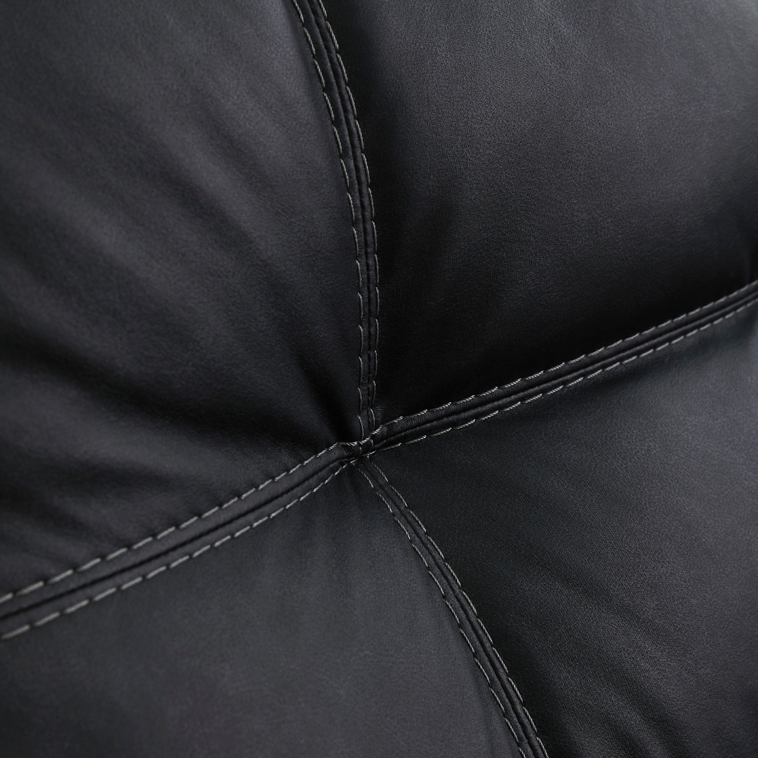 Barlin Mills Loveseat - Black