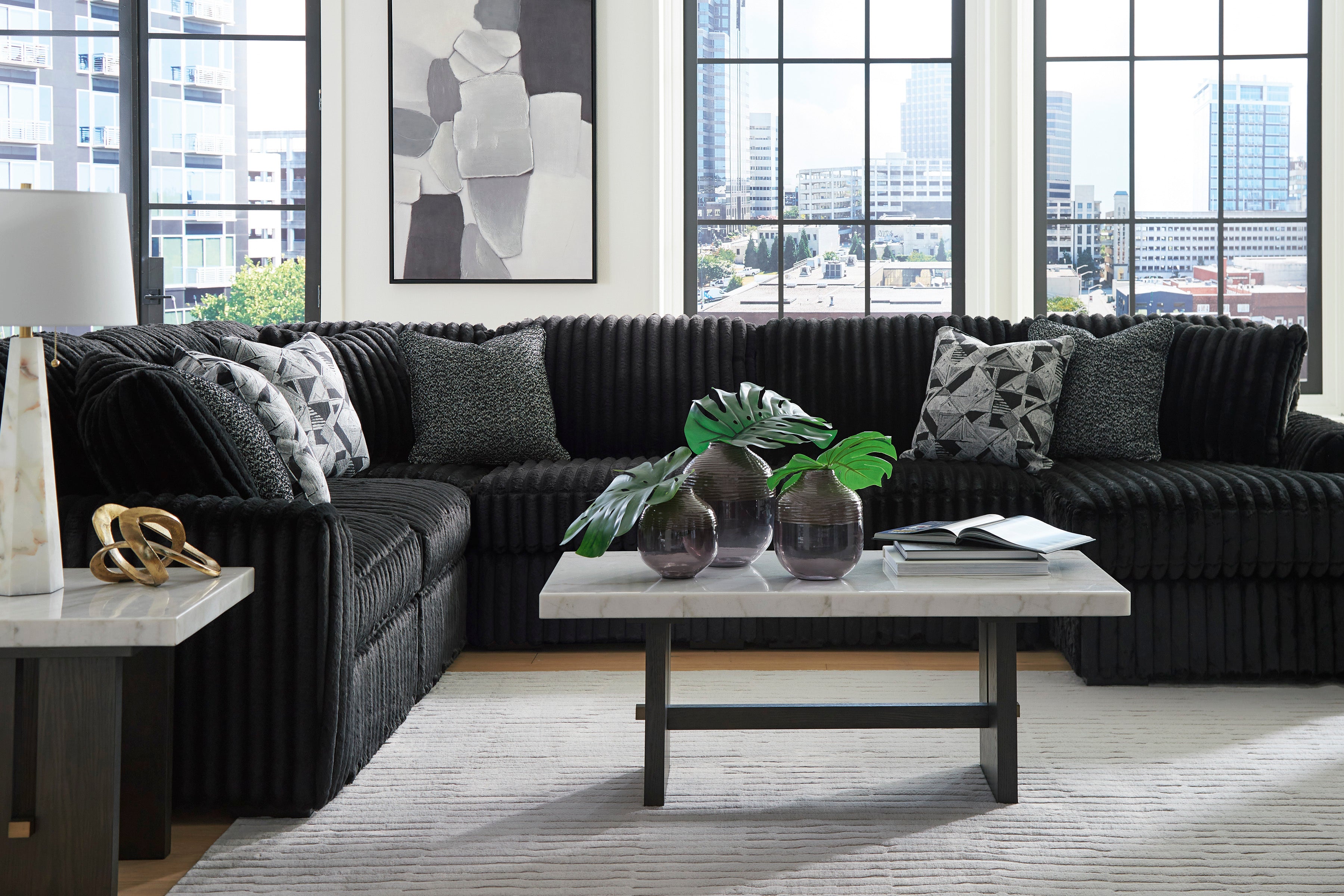 Midnight Madness 4 Piece Sectional with Chaise - Onyx