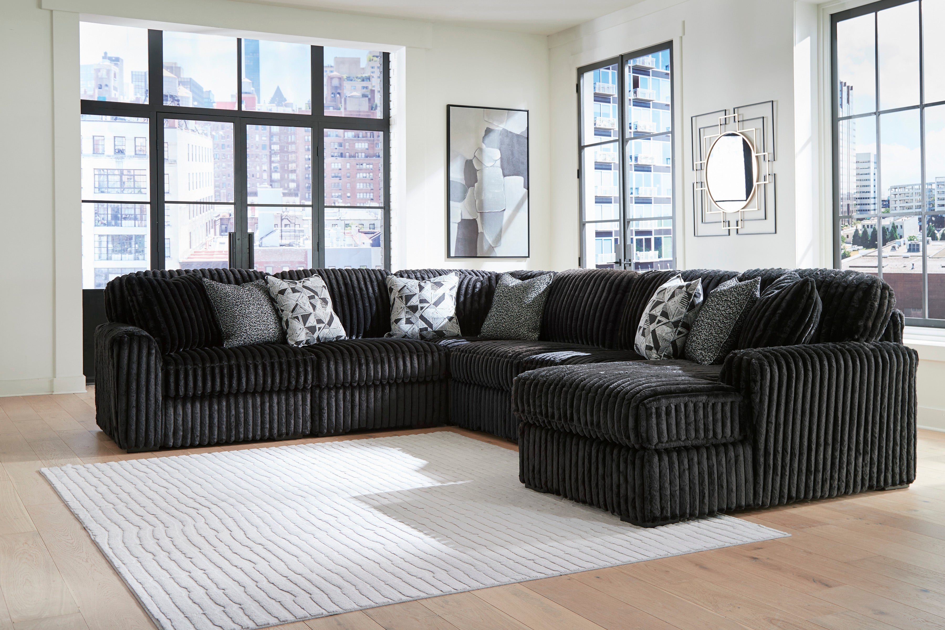 Midnight Madness 4 Piece Sectional with Chaise - Onyx
