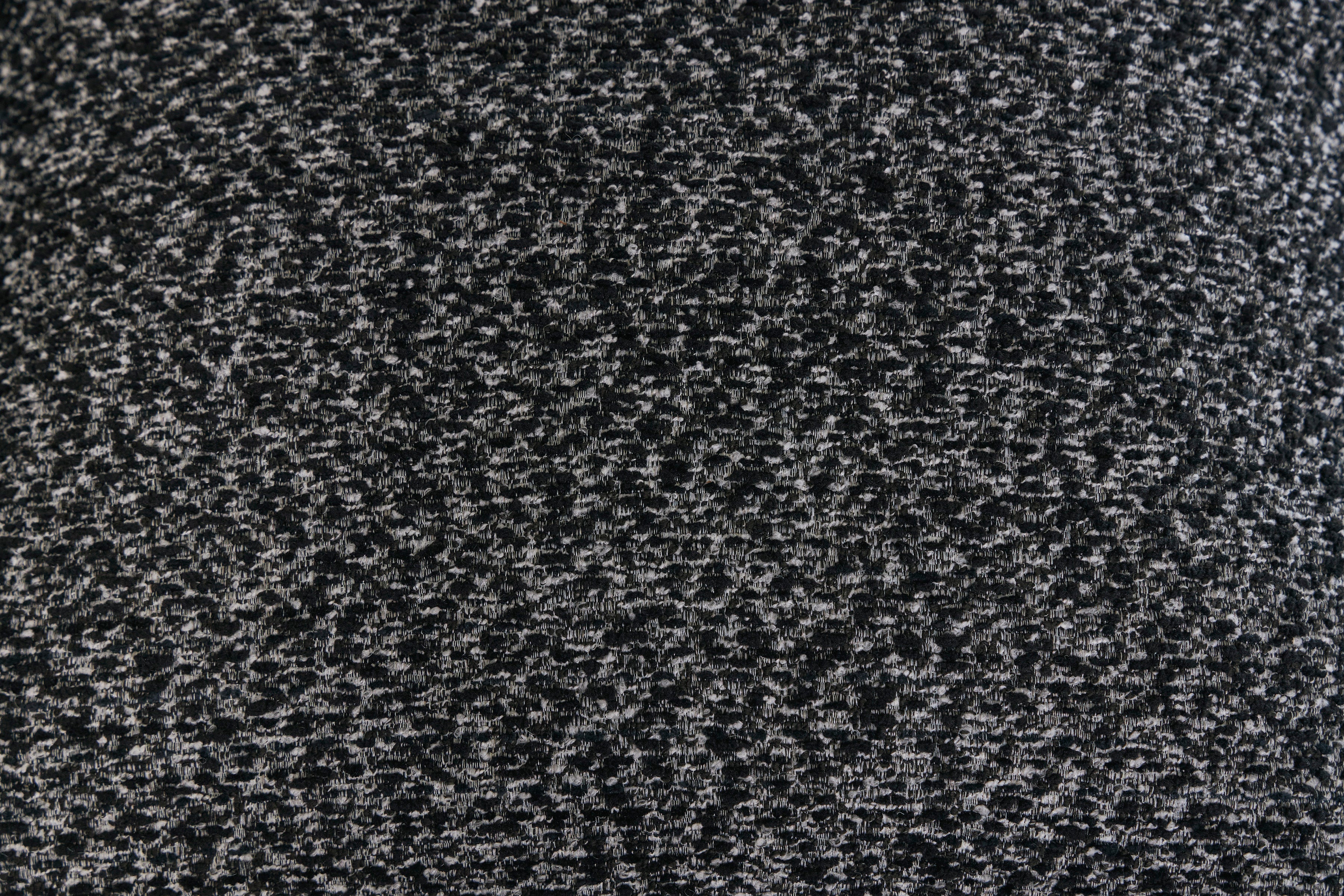 Midnight Madness 4 Piece Sectional with Chaise - Onyx