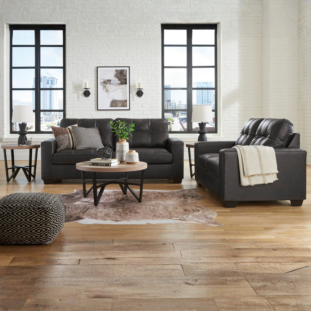 Barlin Mills Loveseat - Black